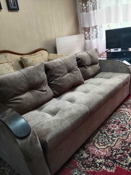 Продам  диван и 1 кресло