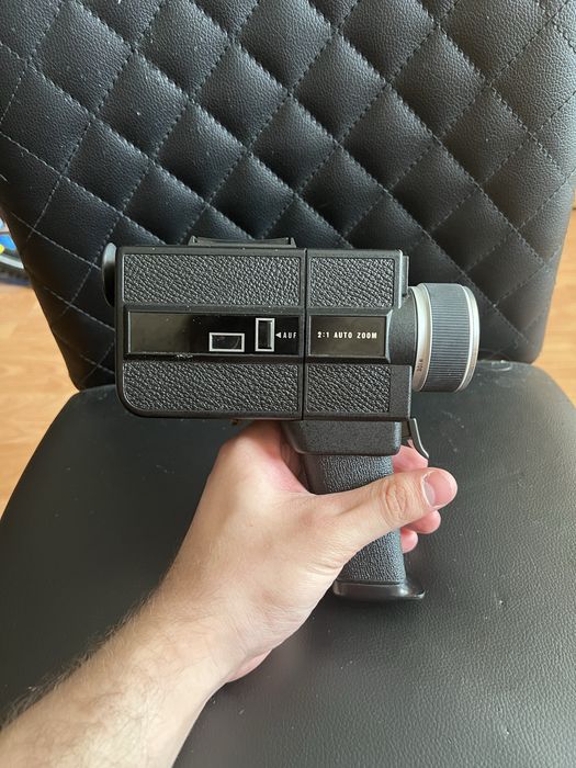 Cameră video vintage Super 8 Revue S2/M + husă, manual, film Kodak