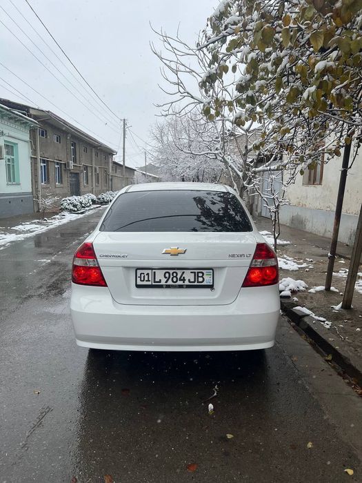 Nexia 3 mexanika sotiladi. Srochna!!!