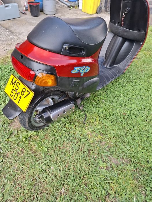 Scuter Piaggio Zip 49 cmc