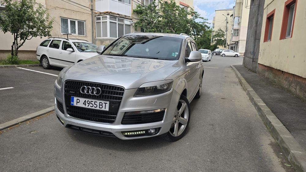 Vand Audi Q7 3.0 TDI S-Line 7 locuri