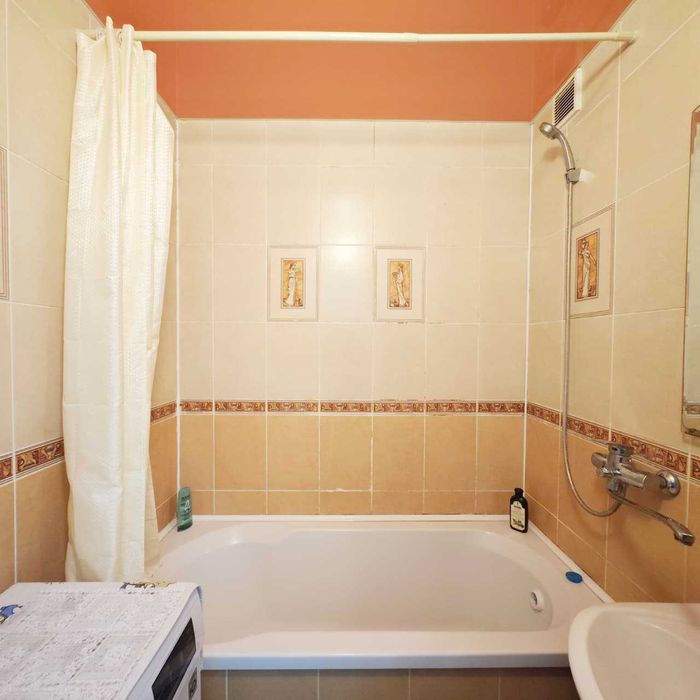 СРОЧНО продам 3-комн. квартиру.