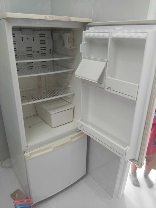 Продам холодильник