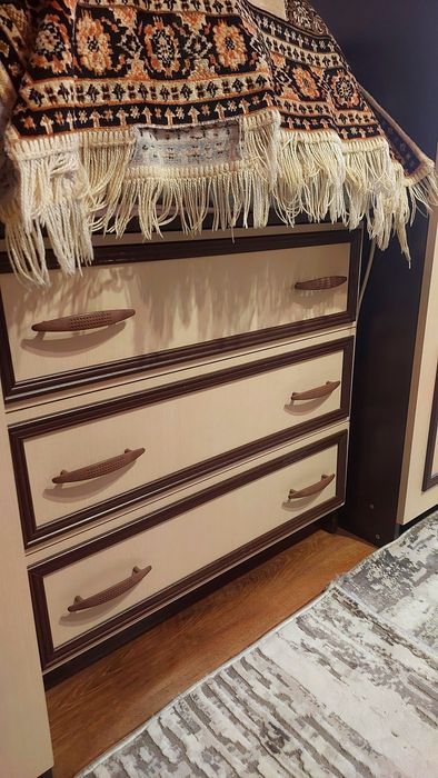 Спальний гарнитур "Ким" б/у