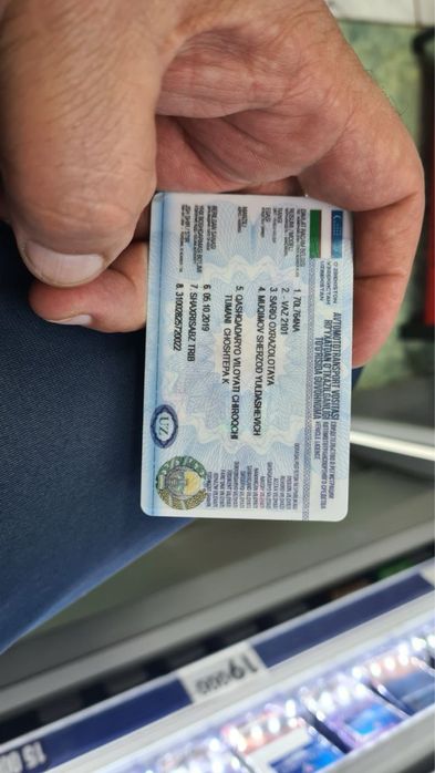 Xolati yaxshi 1981 yil mator xadovoy zur metani Dakumenti bor