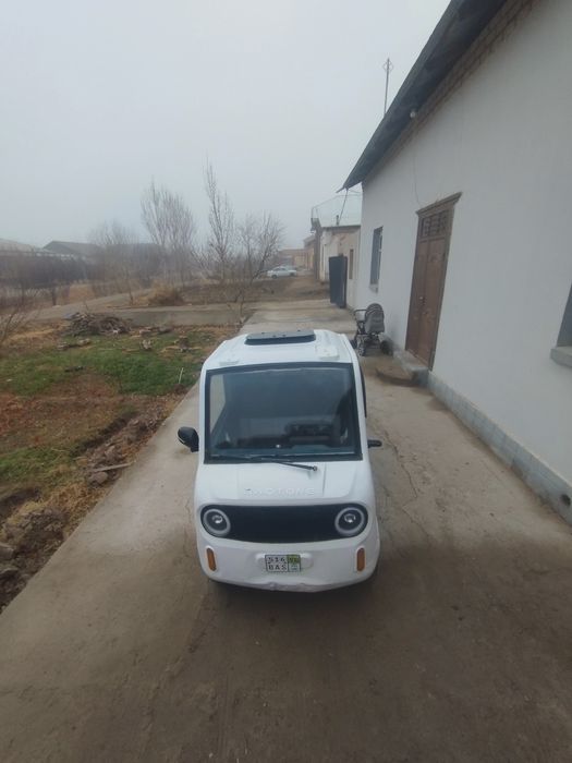 Eletira moto sotiladi