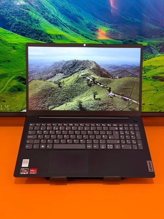 Продаётся ноутбук Lenovo