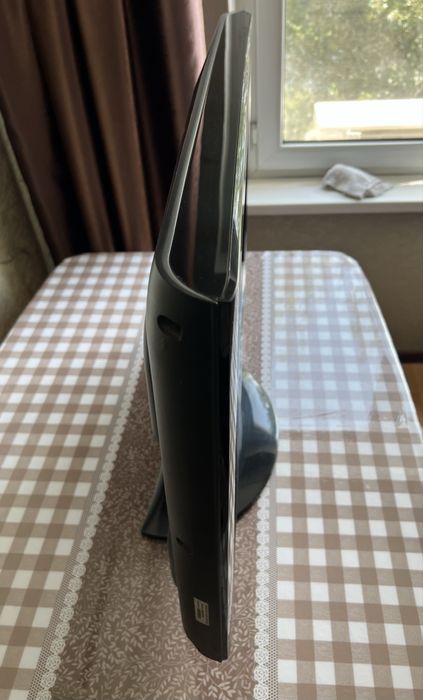 Продам телевизор LG 32LD320-ZA.