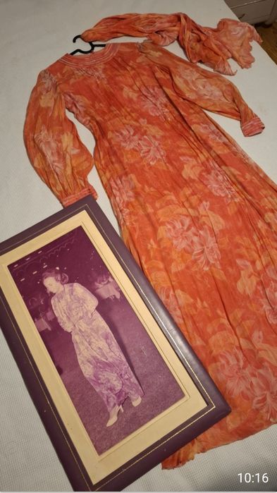 Rochie matase cu valoare istorica
