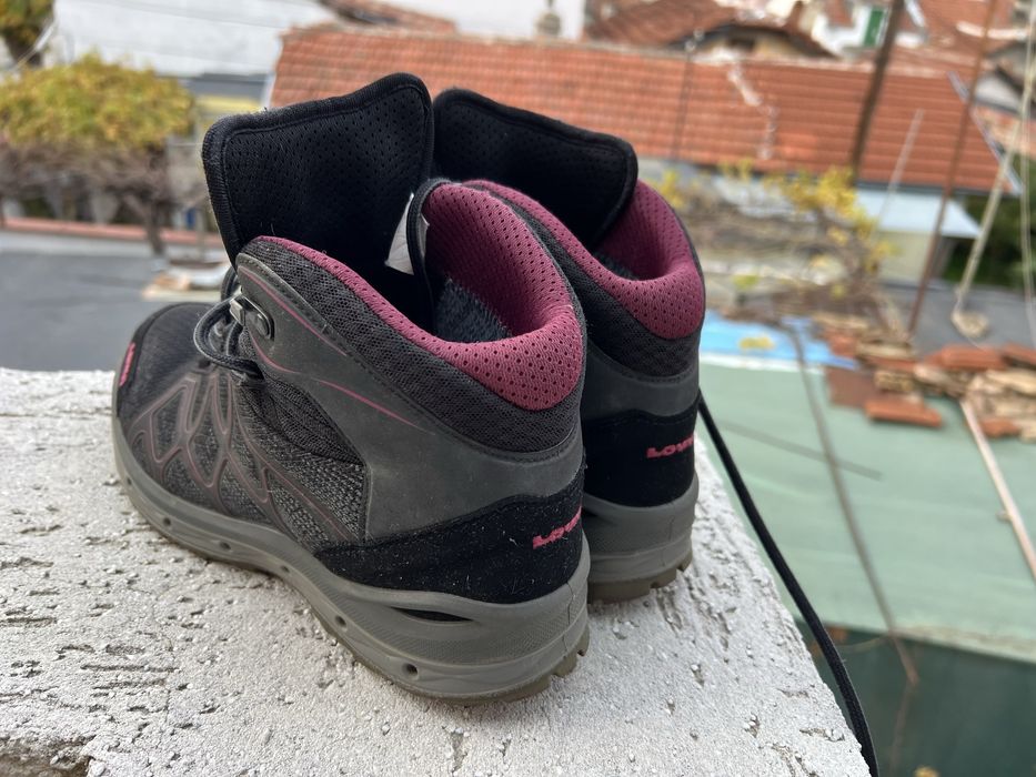 Lowa Aerox 41 1/2 Mid Gore-Tex Wm s