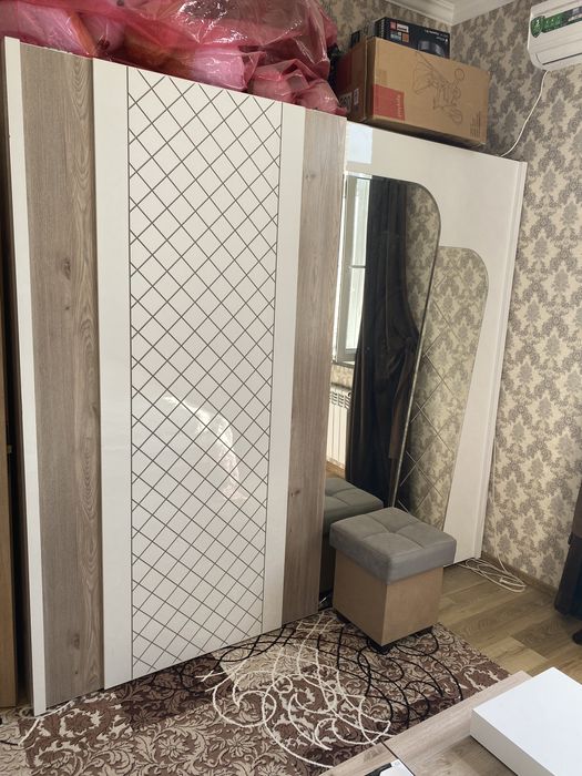 Продаю спальнюю мебель