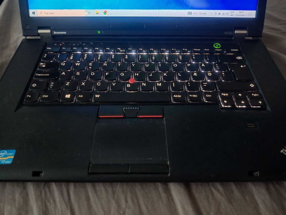 Lenovo W530      .