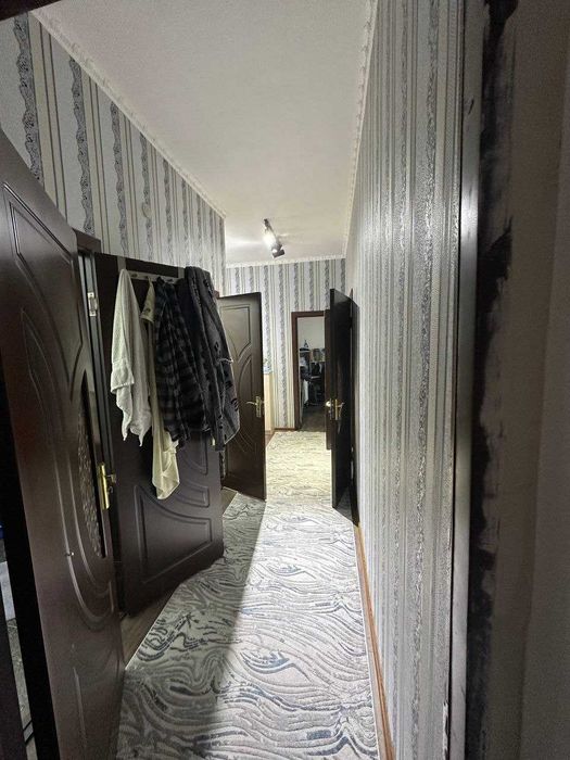 2 хоналик 2 этаж, 22 мактаб, голубой экран