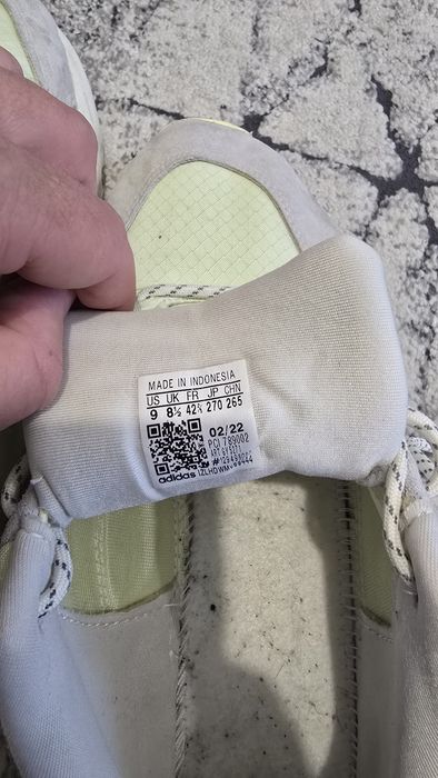 Adidasi Adidas ZX22