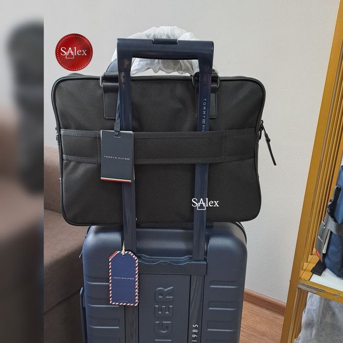 сумка портфель Томми Хилфигер,оригинал .