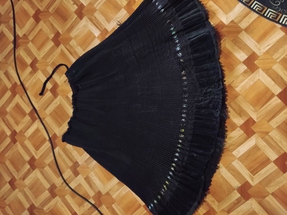 продава се народна носия