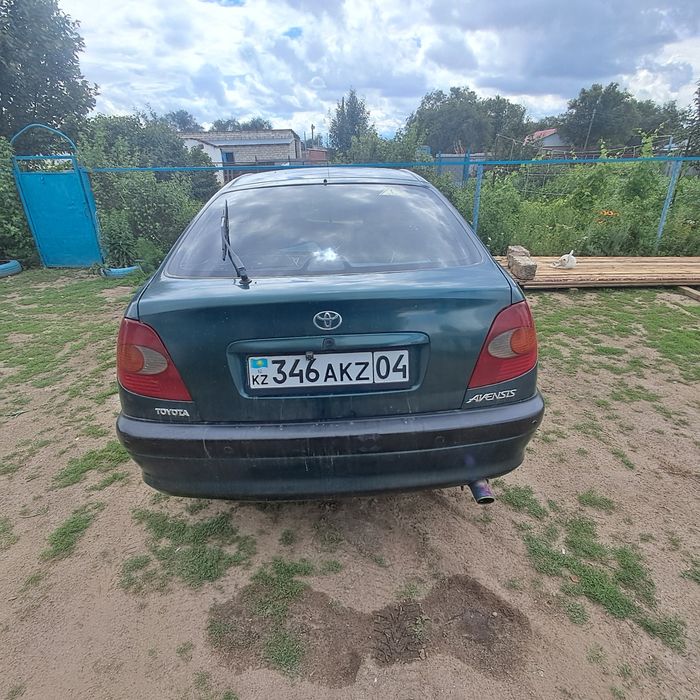 Продам авто тойота авенсис