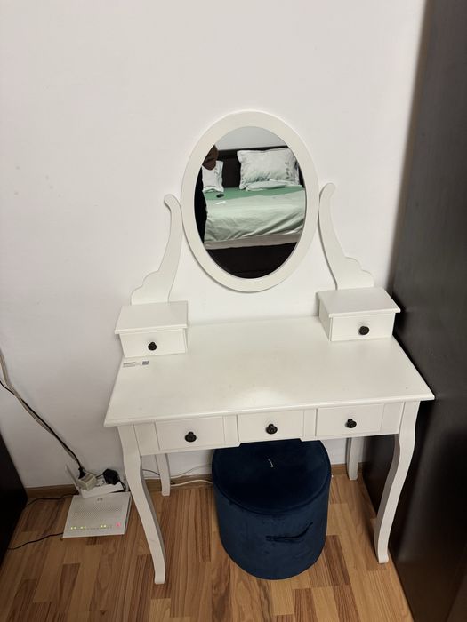 Masa de machiat pentru femei