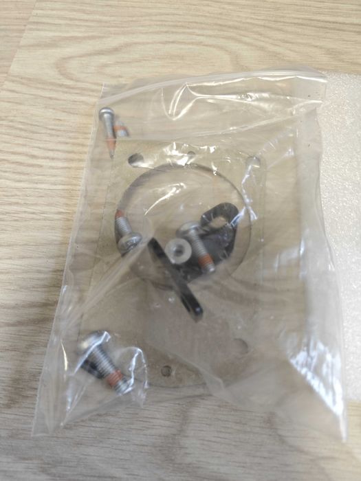 EGR клапан за FORD 1,8 tdci ( 1563296 , 4M5Q9424CD )