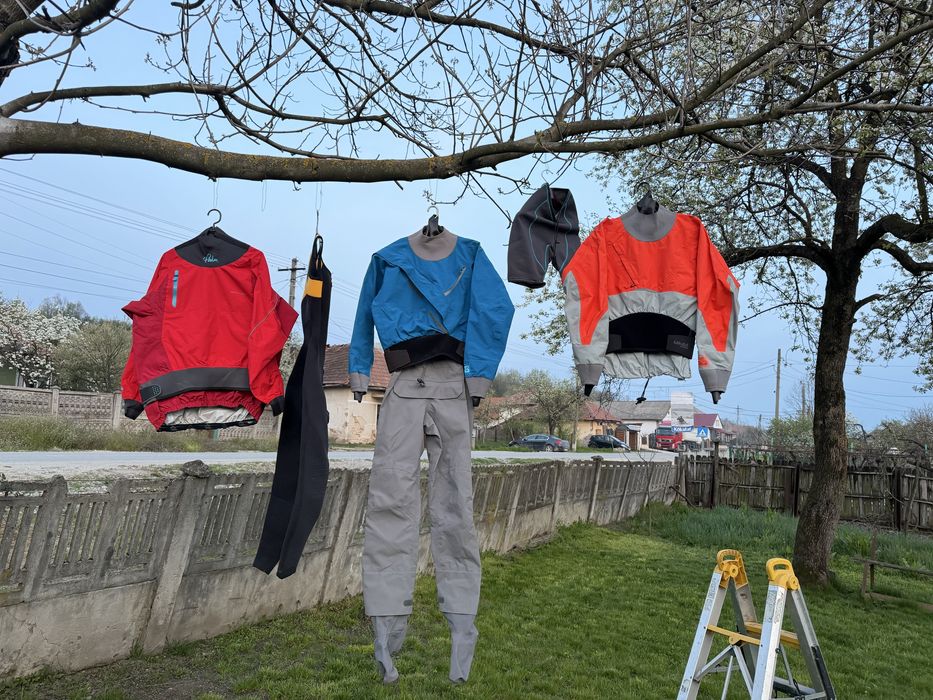 Kokatat si Palm echipament profesional apa noi cu eticheta