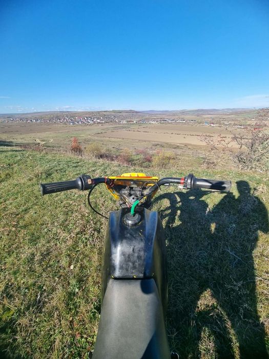 Cros 107cc problema la chiloasa nu are filet bujiea in rest tot fucteonal schimb cu un atv 125cc