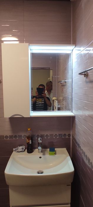 Предлагам вик и ов услуги и кърти чисти и извозва и сглобяване на мебе