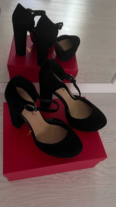 Туфли чёрные на платформе с закрытым носом новые