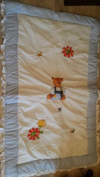 Бортики в кроватку