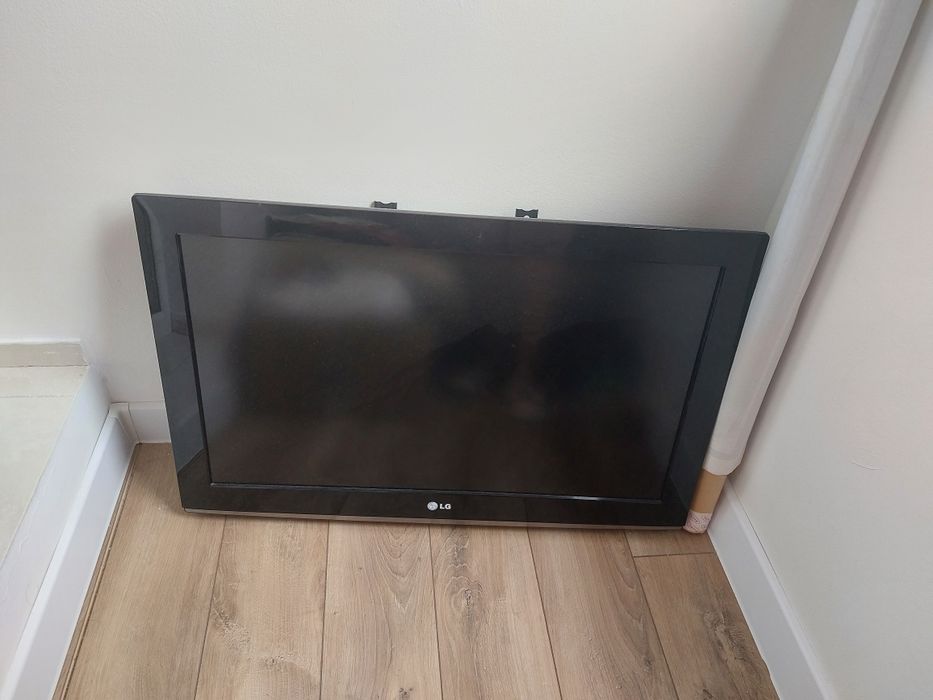 Продаем телевизор