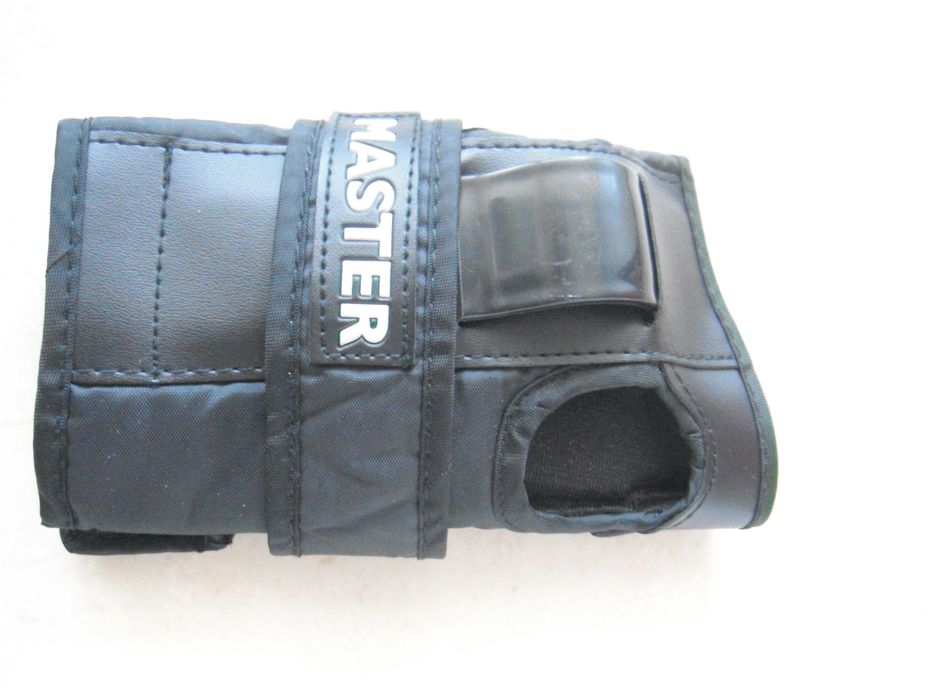 Ортезa, наколенки, колан и мед. чорапи