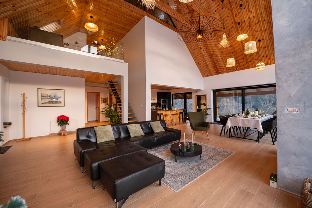 De Inchiriat Chalet M2 in Lunca Bradului, Jud. Mures