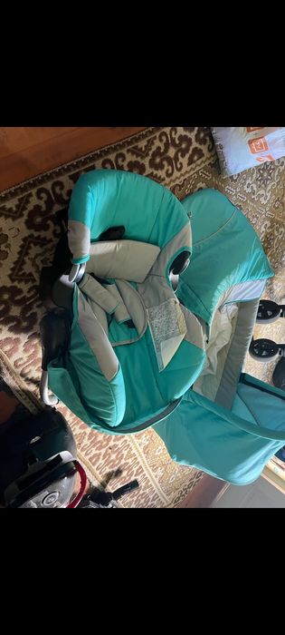 Бебешка количка .