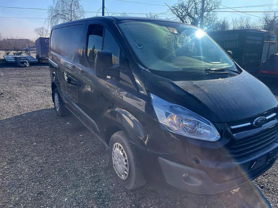 Dezmembrez Ford Tranzit  Custom 2.2 Euro 5 2013