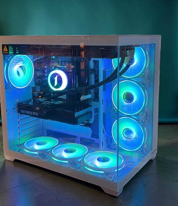 PC Gaming I7 14700, 32GB DDR4, RTX 5060TI 8GB DDR7, 512 SSD, 1TB