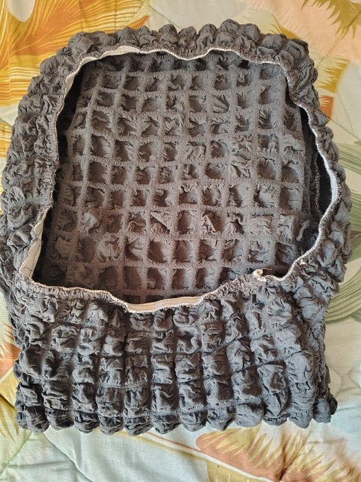 Столовки сив цвят