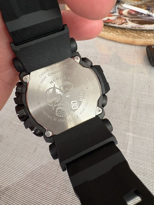 Casio 9500 перфектен в гаранция