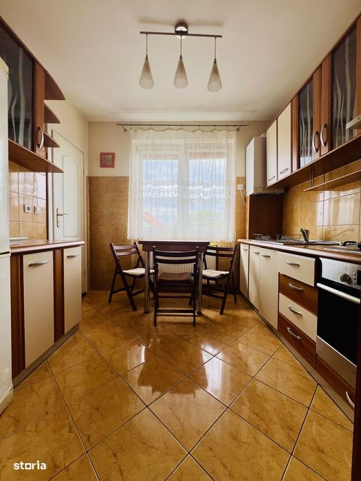 Ap 3 camere la Vila zona Vasile Aron / Ceferistilor - View 3