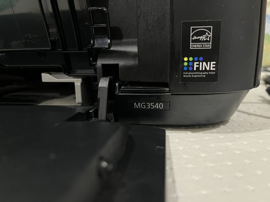 Продаю принтер.