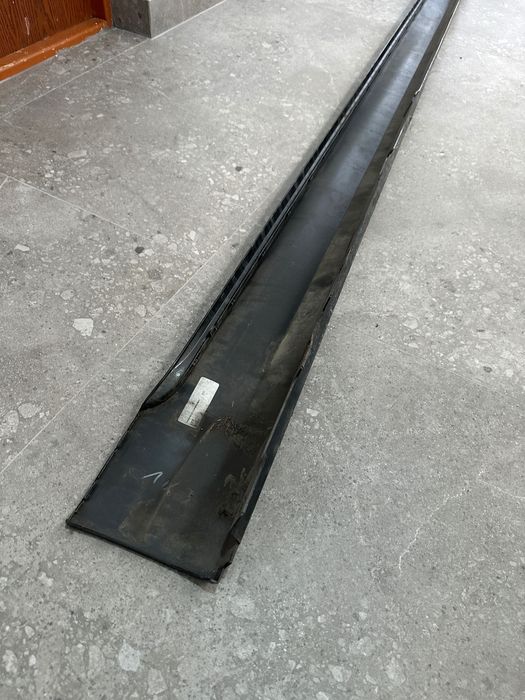 Prag stanga Bmw seria 7 / G12