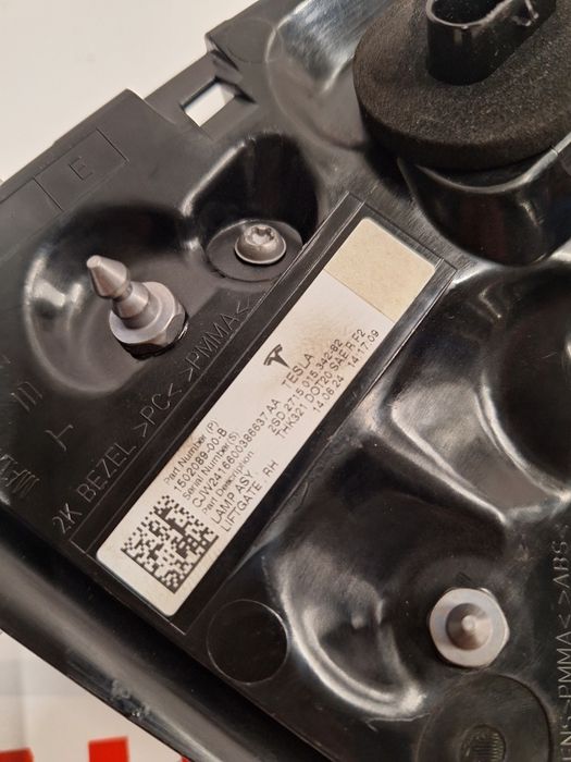 Стоп - стопове Tesla Y / Тесла У 2024г.