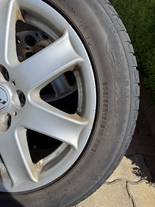 Jante Golf V - R16 , Anvelope Vara