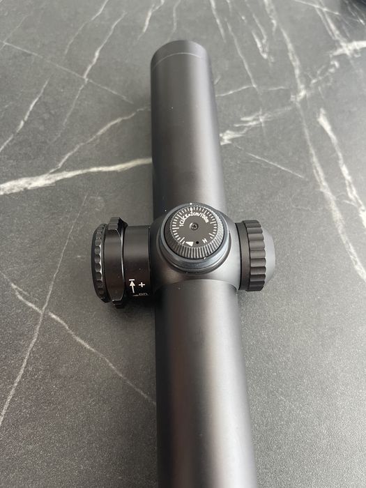 Luneta noua Vanatoare Docter(zeiss) 1-4x24 punct rosu Made in Germany