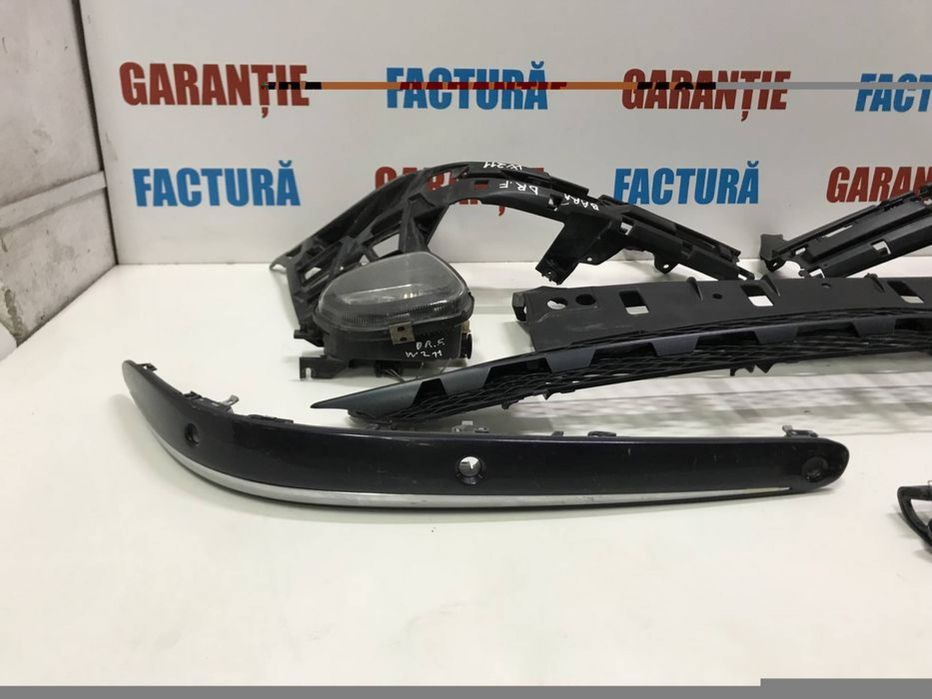 Suport prinderi grila bara fata Mercedes W211 E-Class