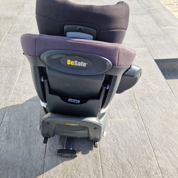 Scaun auto pentru copii BeSafe iZi Turn i-Size, rotativ, 6 luni - 4ani