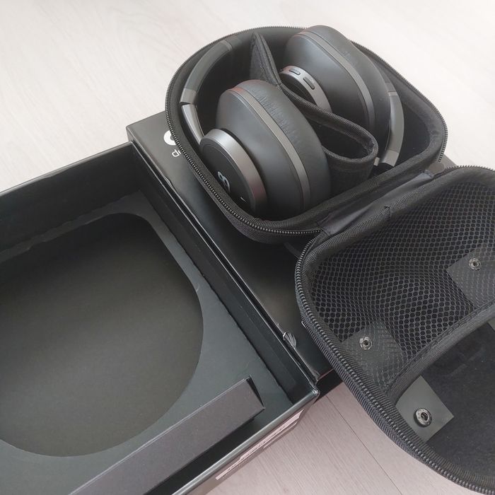 Премиум безжични слушалки deeBee dB-Pulse Black – Bluetooth 5.2 | Hybrid ANC | 40ч. Батерия