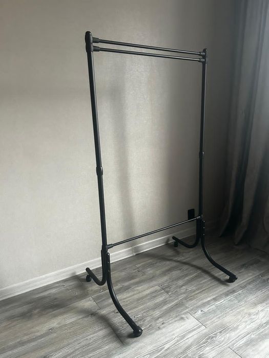 Вешалка гардеробная