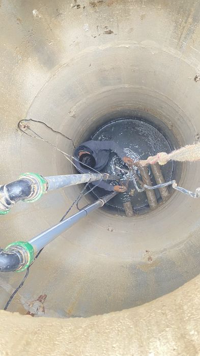 Установка бетонных колец