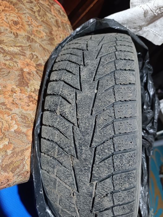 Зимняя резина  2 шт