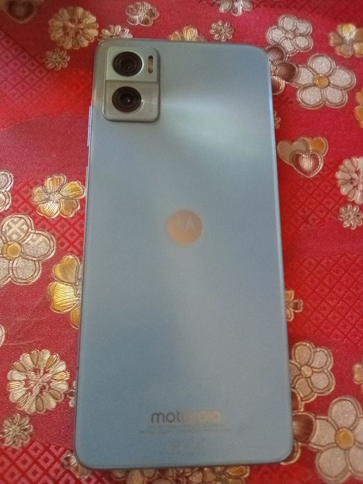 Motorola E22 impecabil
