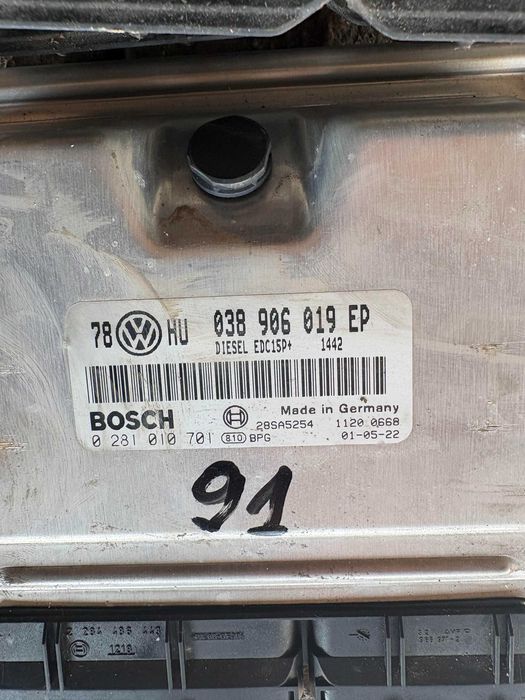 Компютър моторен еку ecu електронен блок двигател пасат 1.9тди 131кс